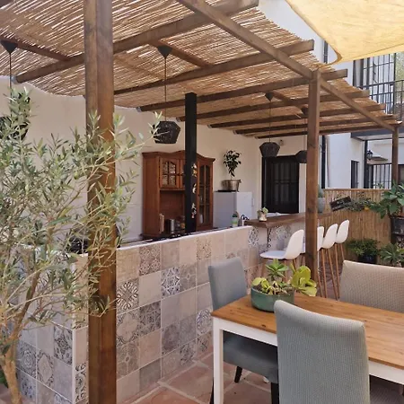 Oda ve Kahvaltı Flamenco Adults Only