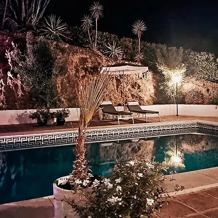 Flamenco Adults Only Bed & Breakfast 4*